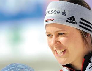 Rebensburg wins World Cup GS title