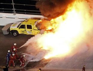 Kenseth masters elements for Daytona win