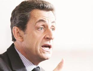 Sarkozy takes first poll lead after anti-EU speech