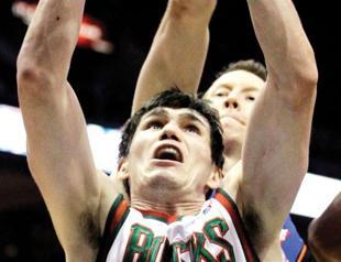 Bucks’ İlyasova named NBA Player of the Week