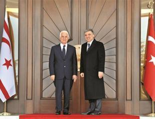 Gül discusses Cyprus road map with Eroğlu