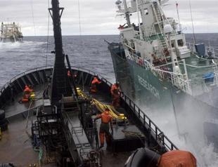 Shipping industry fears China slowdown, overcapacity