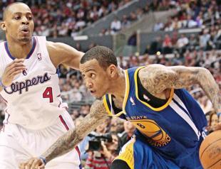 Milwaukee gets Ellis in 5-man trade