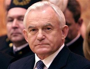 Polish ex-PM could face charges in CIA prison probe: media