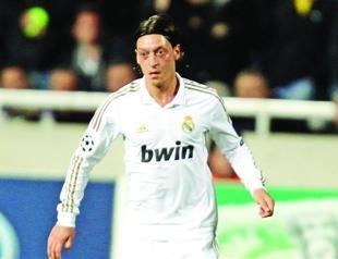 Real and Chelsea in pole spots after away day wins