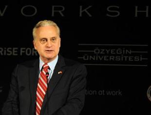 Armed intervention into Syria last resort, US envoy to Turkey says