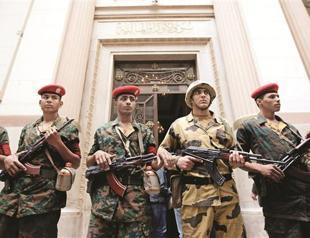 Egypt army protects business