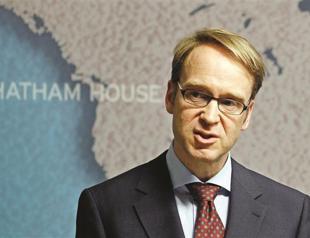 Bailout fund will not solve crisis: banker