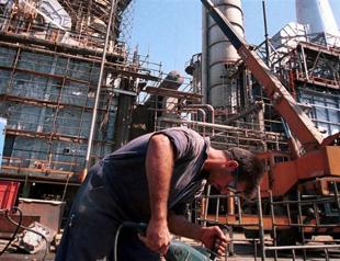 Iran: Oil embargo means economic suicide for EU