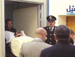 Mubarak no tyrant, a clean man: defense