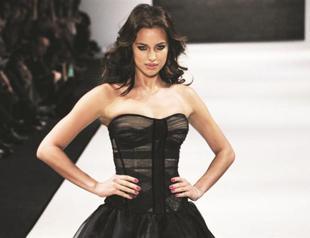 London, NY end fashion week row