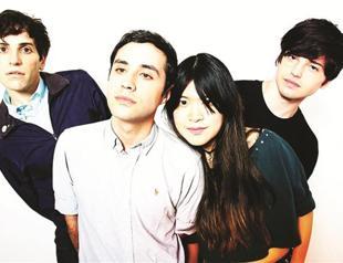 Shoegaze band at club Babylon