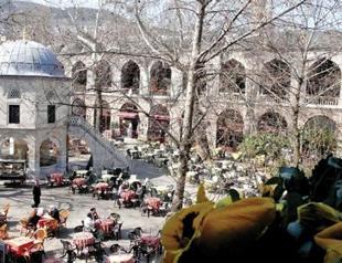 Bursa’s Ottoman-era Koza Han maintaining 500-year-old draw