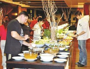 Agriculture Minister seeks hotel food tests
