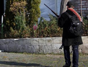 Libyans bought 1,400 guns from Turkey: minister