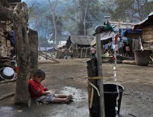 Major fire at Myanmar refugee camp in Thailand