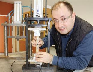 Smart chips developed to see fractures