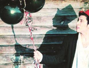 Can Bonomo live in Istanbul