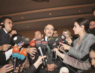 Goverments says no step back on the education bill