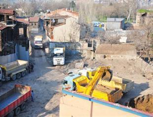 Bulldozers begin unpermitted construction in historic neighborhood