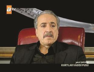 Actor guest of a female association