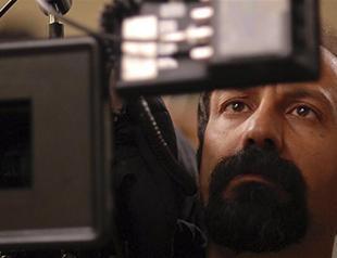 I love Iran but am filming abroad: Oscar winner