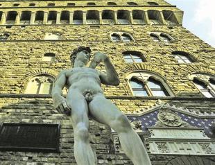 Long-lost Leonardo fresco found in Italy