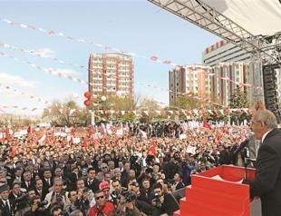 Turkeys education quarrel spills onto streets