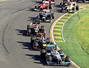 Ecclestone says Bahrain race is on