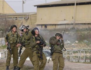 Israel troops raid West Bank TV stations: Palestinians