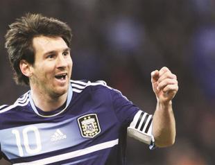 Messi savors special night with Argentina