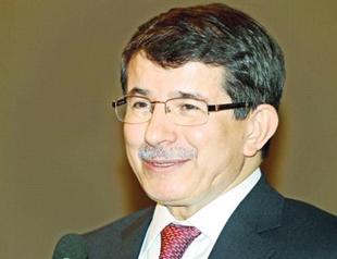 Adopt a united position against Damascus: Davutoğlu