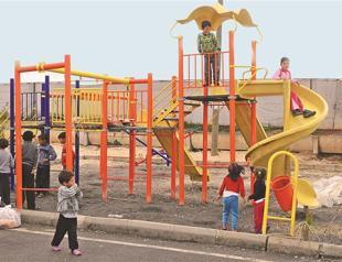 Syrian people seek refuge in tent cities in Turkish towns