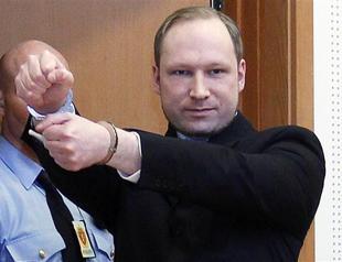 Police apologise for not stopping Norway massacre sooner