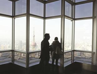 Chinese FDI falls in February