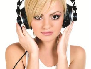 Alexandra Stan on Istanbul stage