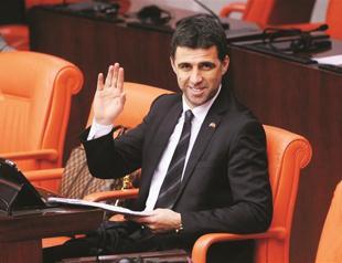 Deputy Şükür cleared to work as TV pundit