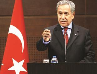 Journalists handed over to Syrian intel