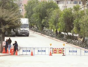 Bond film gives drivers a hard time