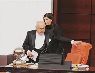 CHP makes second attempt on disputed education reform