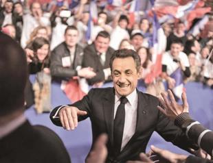 French leader decides not to step back from budget targets