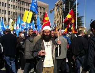 Turkeys historic trial over 1980 coup begins