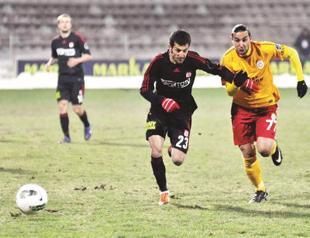 League now a two-horse race