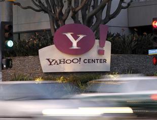 Yahoo to lay off thousands: report