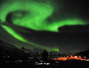 Biggest solar storm in years races toward Earth