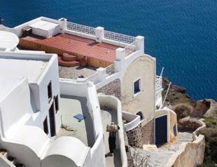 Greece seeks local buyers for vast privatization bids