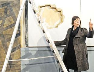 Turk actress starring in British play