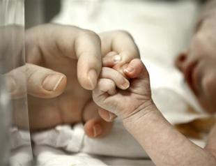 10-year-old mother gives birth to daughter
