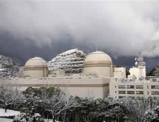 Japan sets new safety standard for nuclear plants