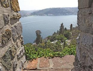 Aşiyan, a dwelling in paradise